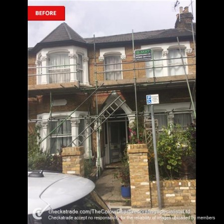 Painter and Decorator Covering Islington, London